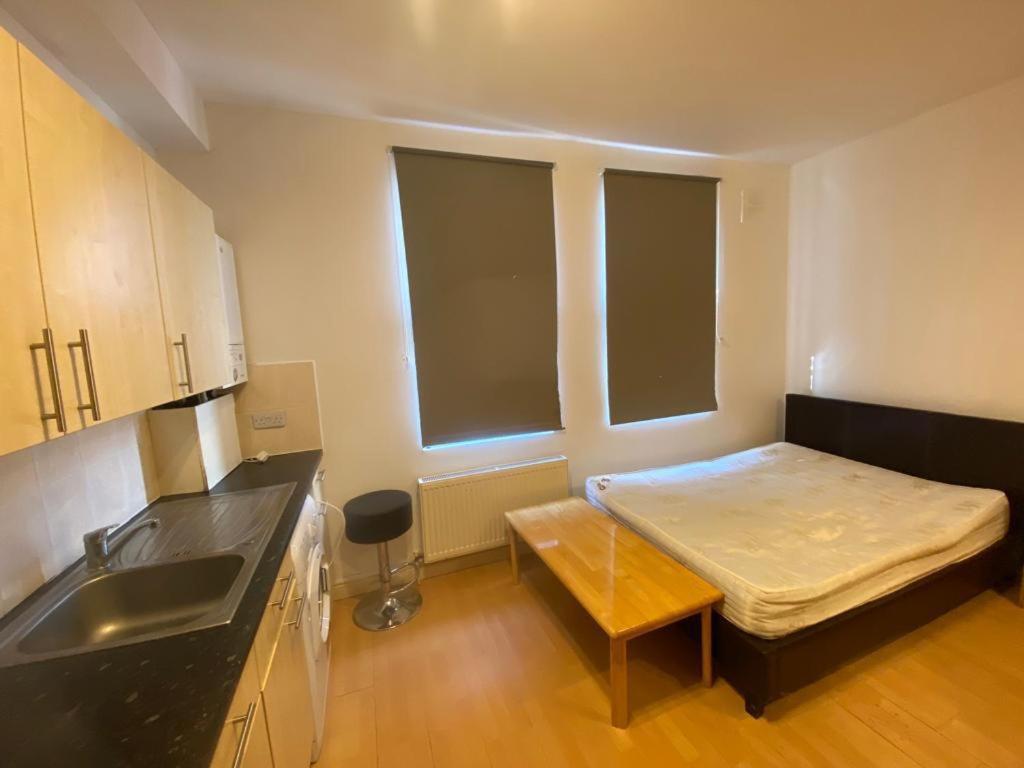 Golders Way Rooms Londýn Exteriér fotografie